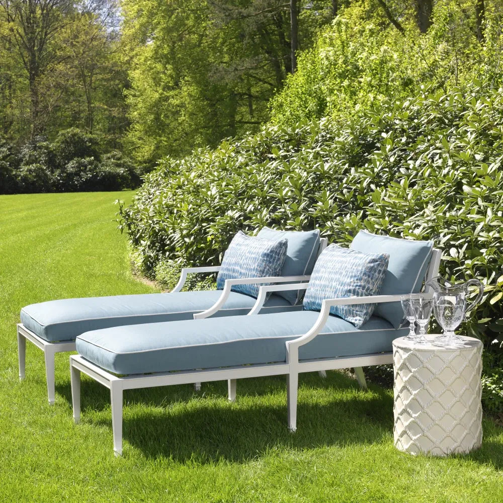 Sezlong din Metal Alb si Stofa Albastru H79xL157cm Bella Vista Eichholtz