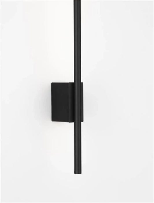 Aplica de perete din Aluminiu Negru H60xL1.5cm IP20 10W 342lm 3000k TIEN