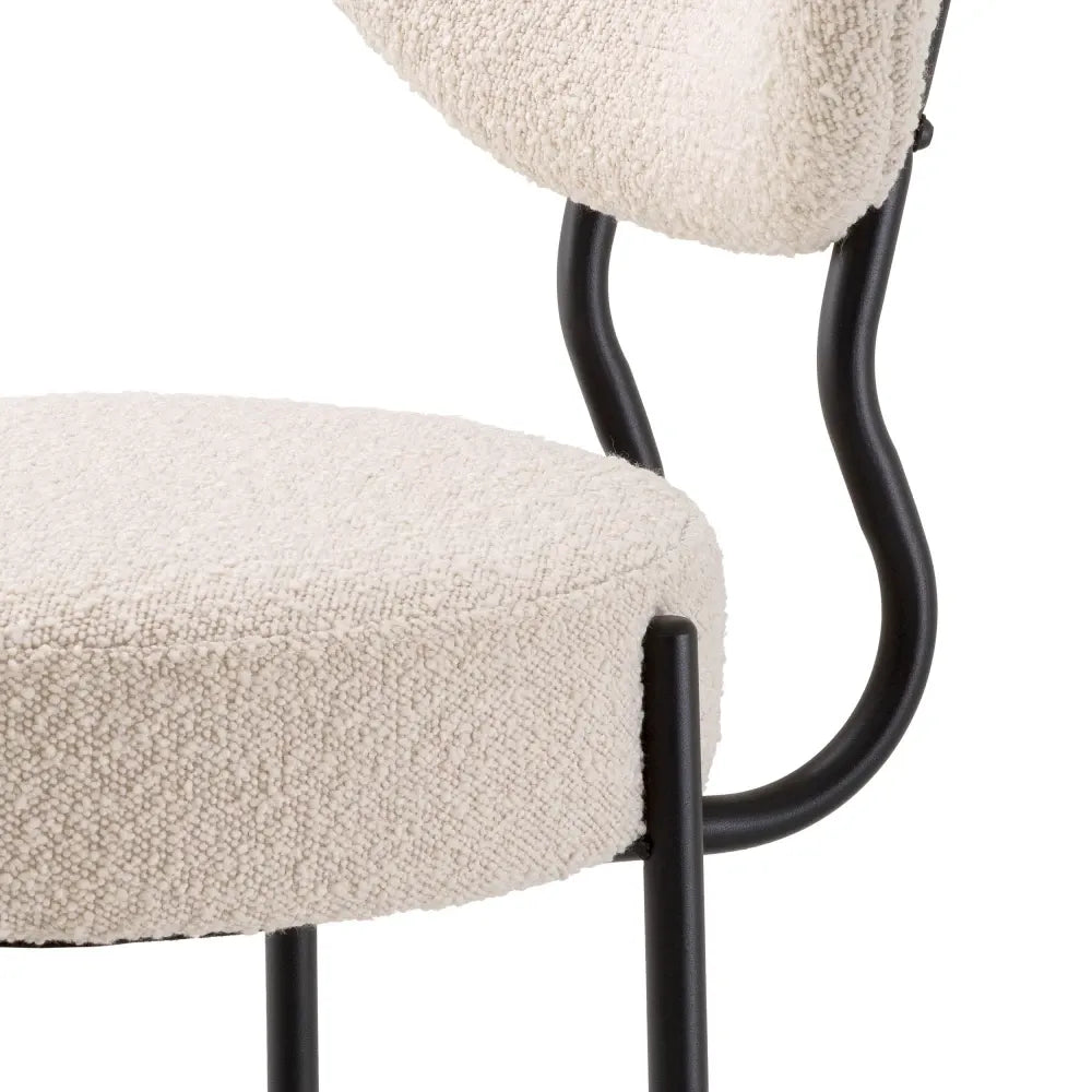 Set 2 scaune tapitat cu Stofa boucle Crem cu picioare din Metal Negru H83.5xL53xA59cm Vicq Eichholtz