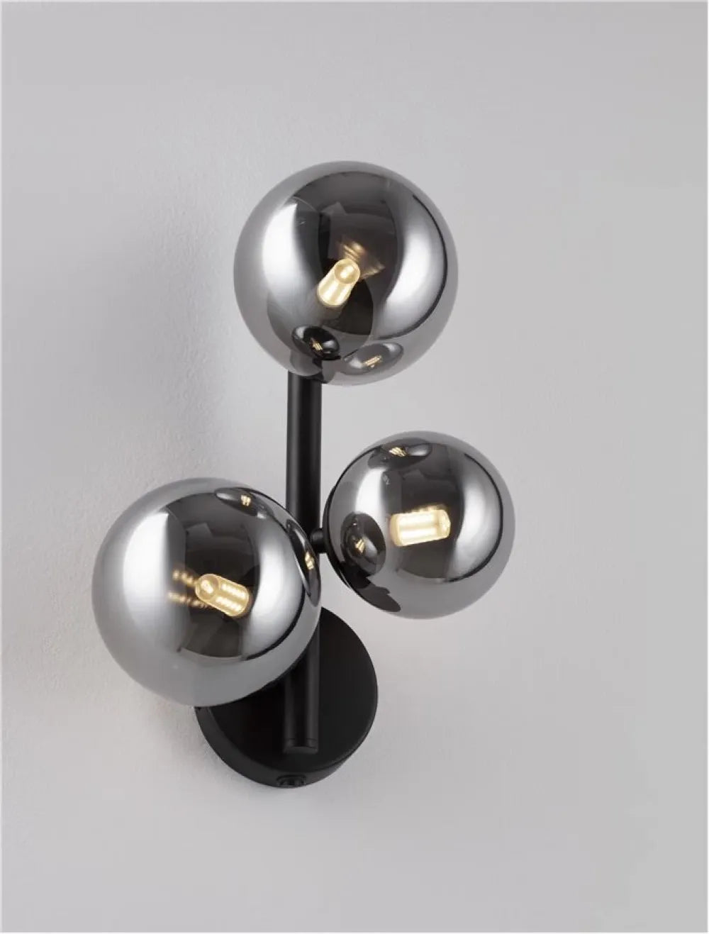 Aplica de perete structura din Metal Negru si abajur din Sticla Fumuriu H32xL23.1cm IP20 ODILLIA