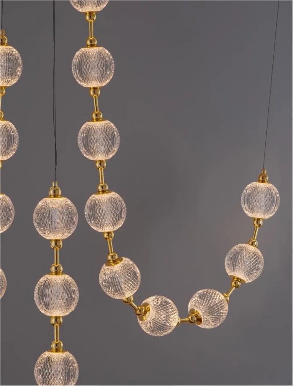 Candelabru structura din Metal Auriu si abajur din Cristal Transparent H300xL147cm IP20 134W 8530lm 3200k BRILLANTE