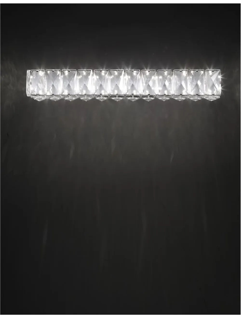 Aplica de perete structura din Aluminiu Argintiu si abajur din Cristal Transparent H7xL40cm IP20 8W 480lm 3000k CORONA