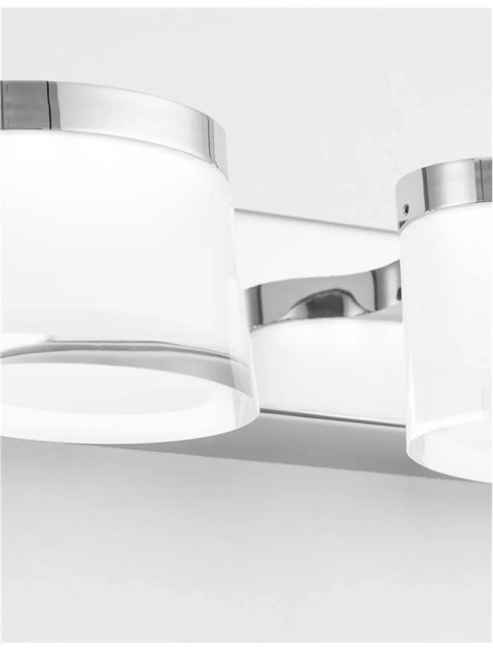 Aplica de perete structura din Aluminiu Argintiu si abajur din Acrilic Alb H7.5xL38cm IP44 15W 1539lm 3000k SABIA