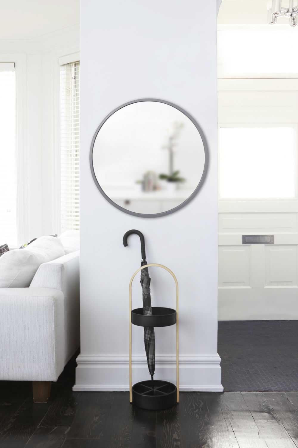 Oglinda Rotunda cu rama din Cauciuc Gri Hub D61cm