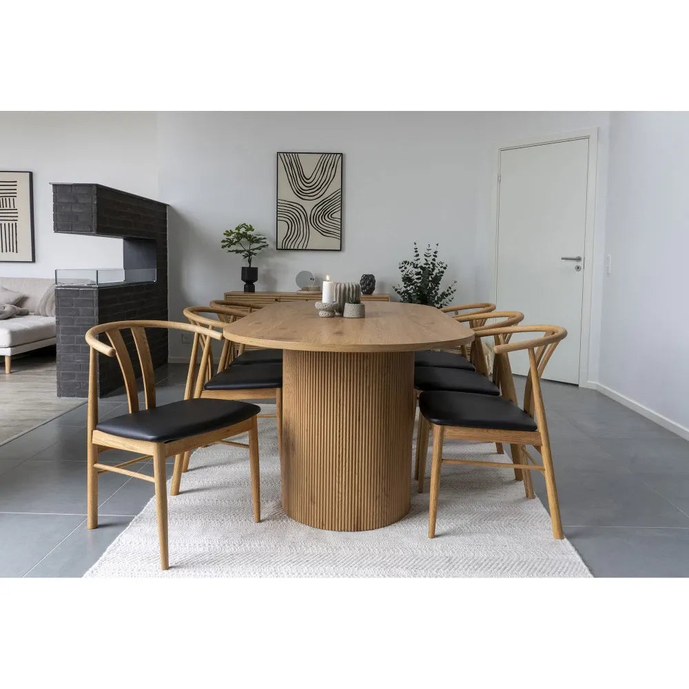 Set 2 scaune din Lemn de stejar Maro si Piele sintetica Negru H77xL54xA56cm Artenara