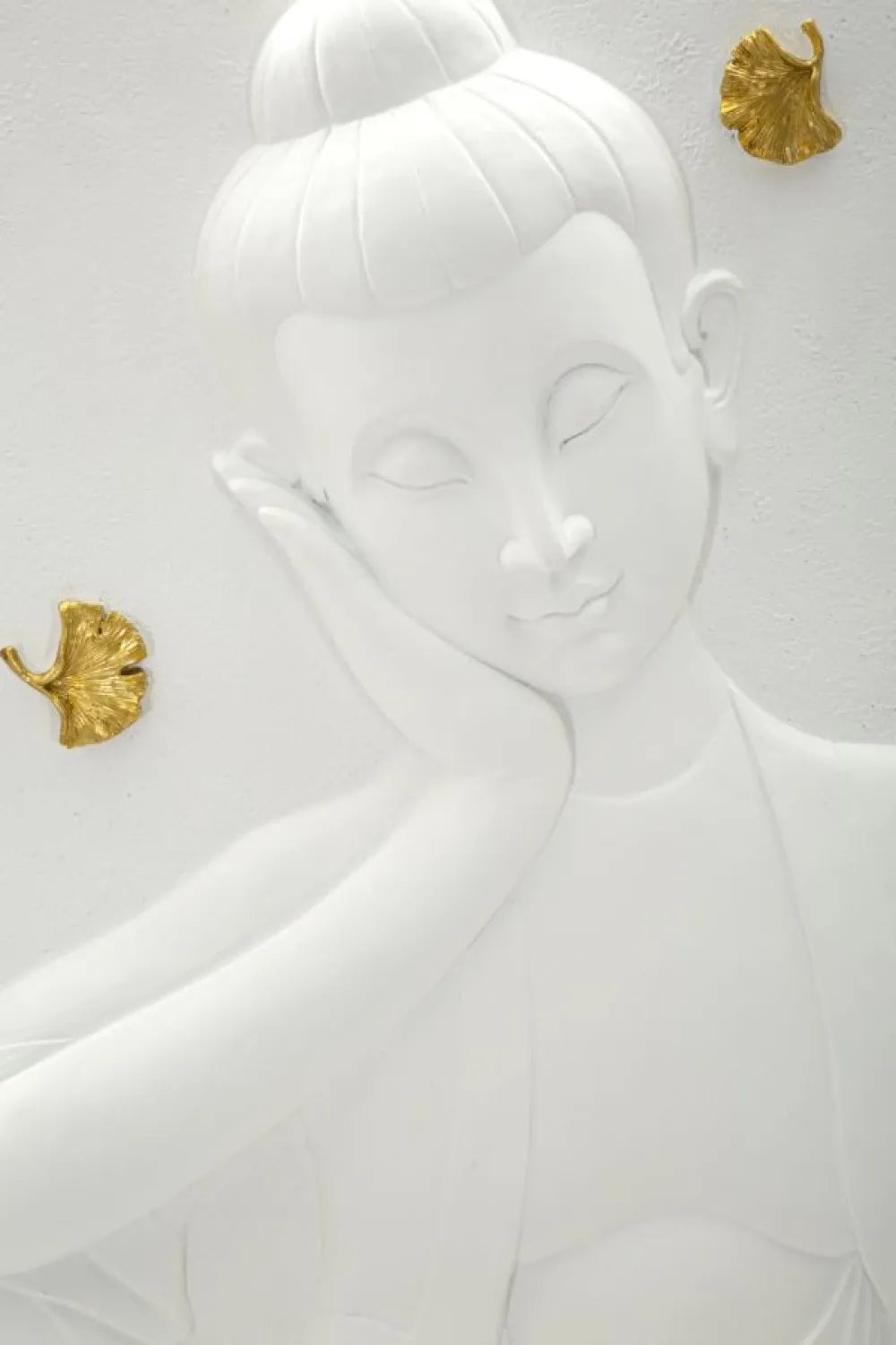 Decoratiune metalica de perete Dreptunghiulara din Polirasina Alb L55,5x46x5,7cm Buddha