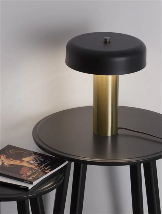 Veioza din Aluminiu Negru/Auriu H31xL25cm IP20 18W 734lm 3000k PANDORA