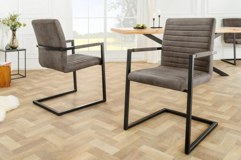 Set 2 scaune tapitat cu Microfibra Gri taupe si picioare din Metal Negru H91xL54xA55cm LOFT