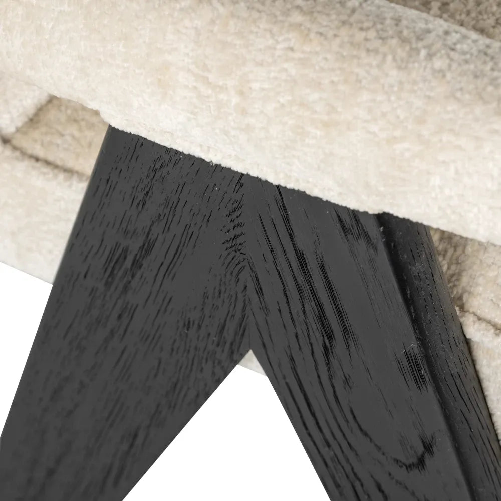 Scaun tapitat cu Chenille Alb cu picioare din Lemn de frasin Negru H84xL56xA61cm Cooper Richmond Interiors