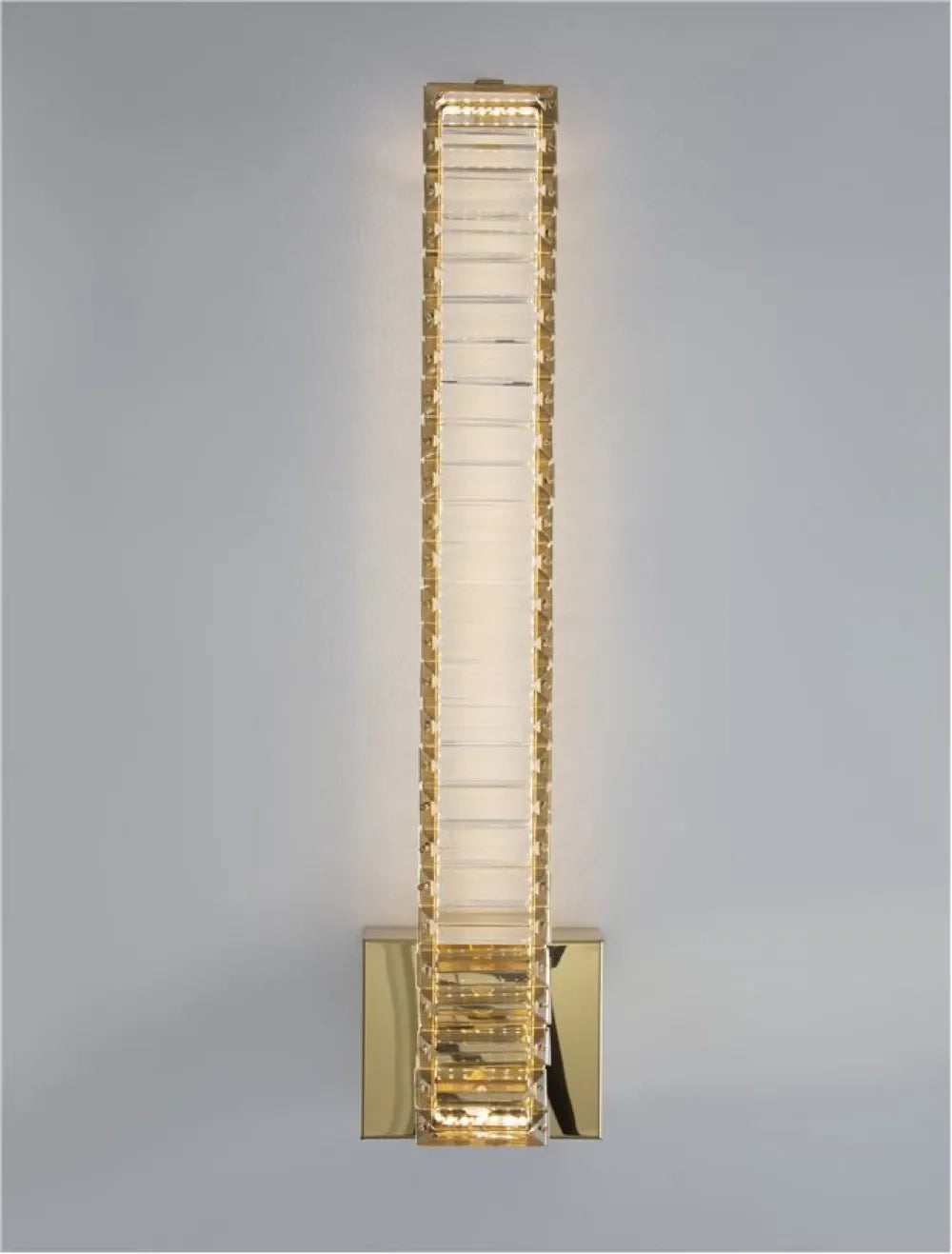 Aplica de perete structura din Metal Auriu si abajur din Cristal Transparent H60xL14cm IP20 19W 1707lm 3500k AURELIA