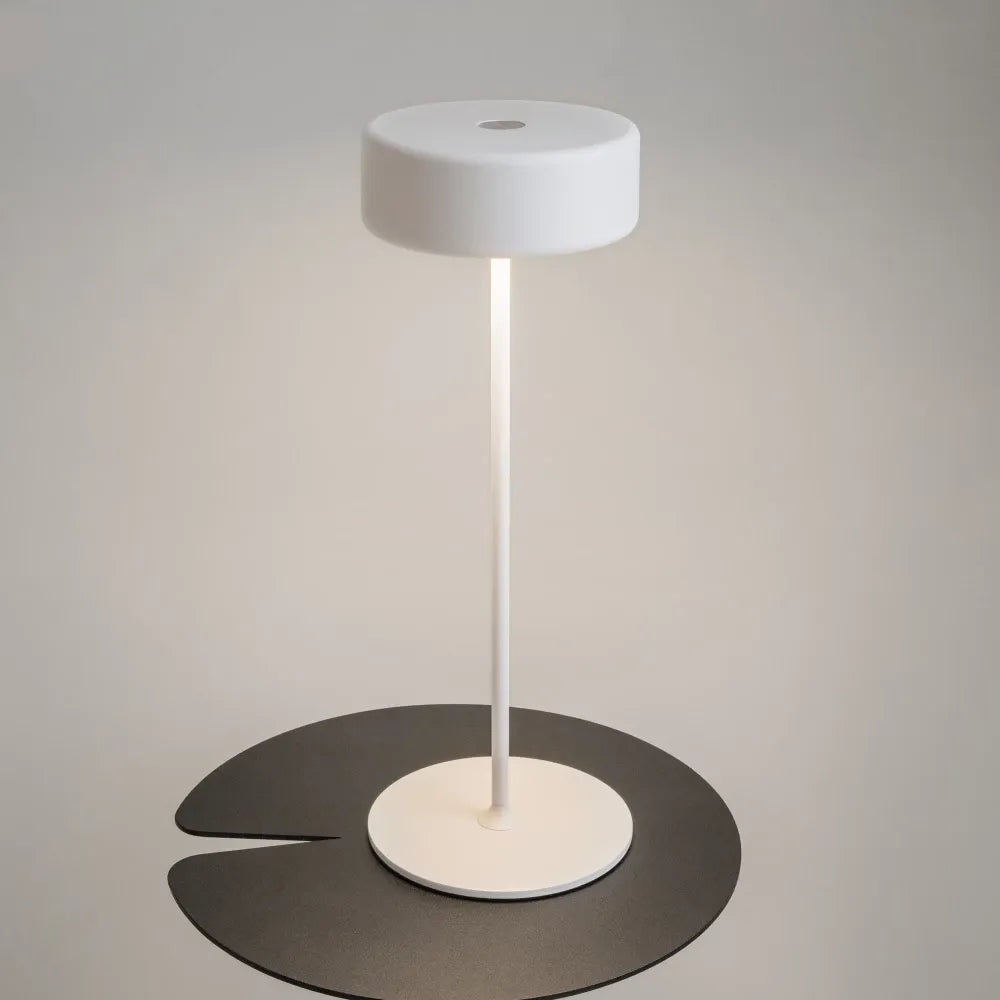 Veioza din Aluminiu Alb H34.5xD12cm AI Collaboration
