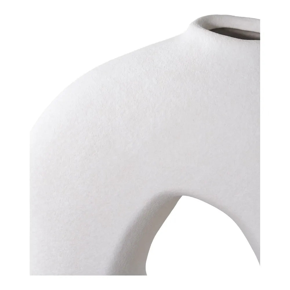 Vaza din Ceramica Alb H27,8xL24cm HN0872