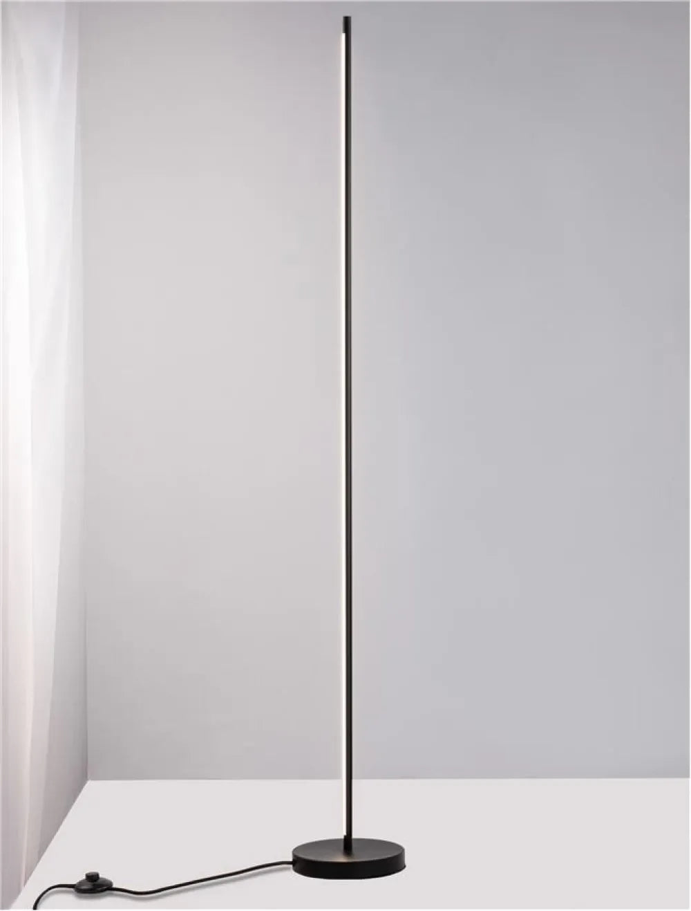 Lampa de podea din Aluminiu Negru H150xL20cm IP20 18W 1260lm 3000k COLBY