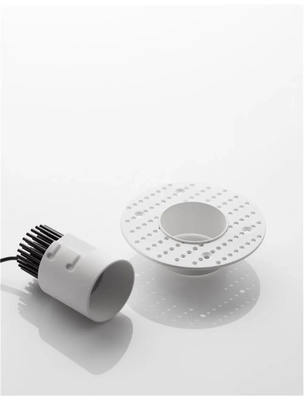 Spot incastrat din Aluminiu Alb H6.1xL3.8cm IP20 5W 350lm 3000k SELENE