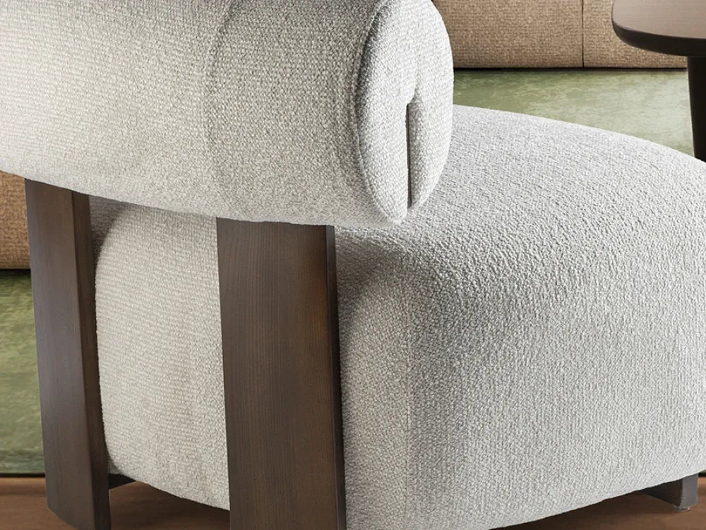 Fotoliu din Lemn Maro si Chenille Ecru L76xH69cm Naomi