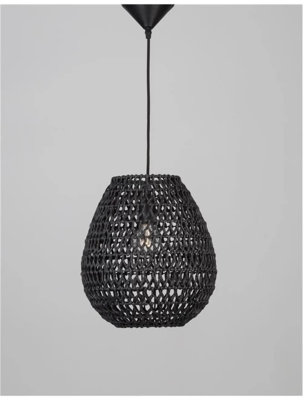 Pendul structura din Metal Negru si abajur din Ratan Negru H215xL30.5cm IP20 GRIFFIN