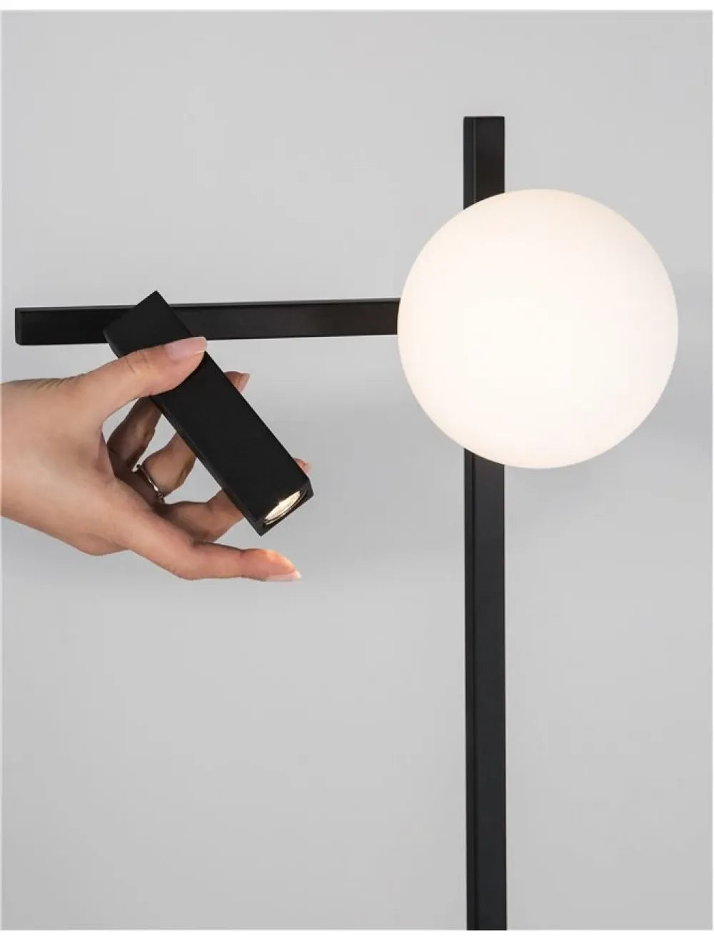 Lampa de podea structura din Metal Negru si abajur din Sticla Alb H150xL26.5cm IP20 9W 650lm 3200k JOLINE