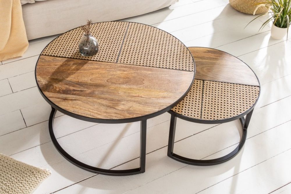 Set 2 masute de cafea rotunde din lemn masiv de mango si Metal Maro/Negru D70/50xH36/30cm Vienna Lounge