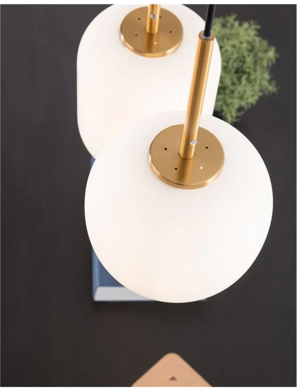 Lustra structura din Metal Auriu si abajur din Sticla Alb H120xL53cm IP20 LATO
