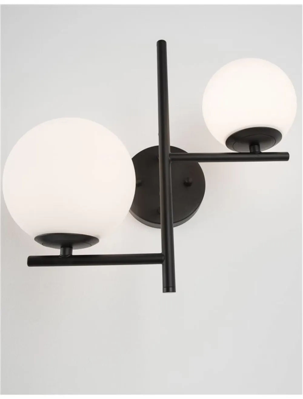 Aplica de perete structura din Metal Negru si abajur din Sticla Alb H33xL35cm IP20 IMPERO