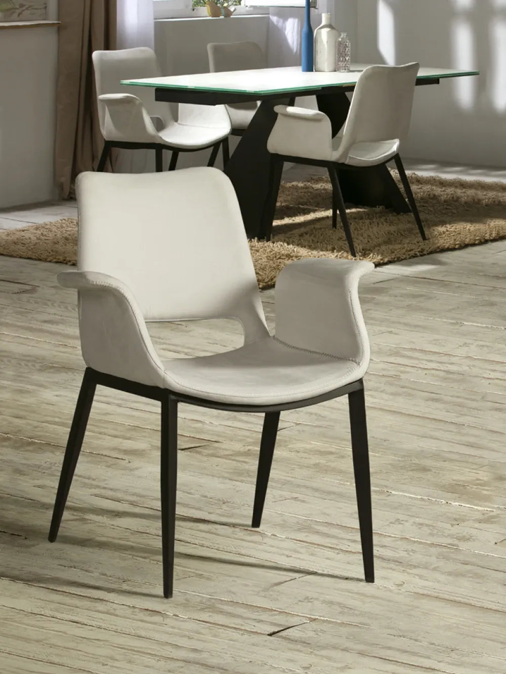Scaun din Metal Negru si Textil Alb L67xH86cm Sowa