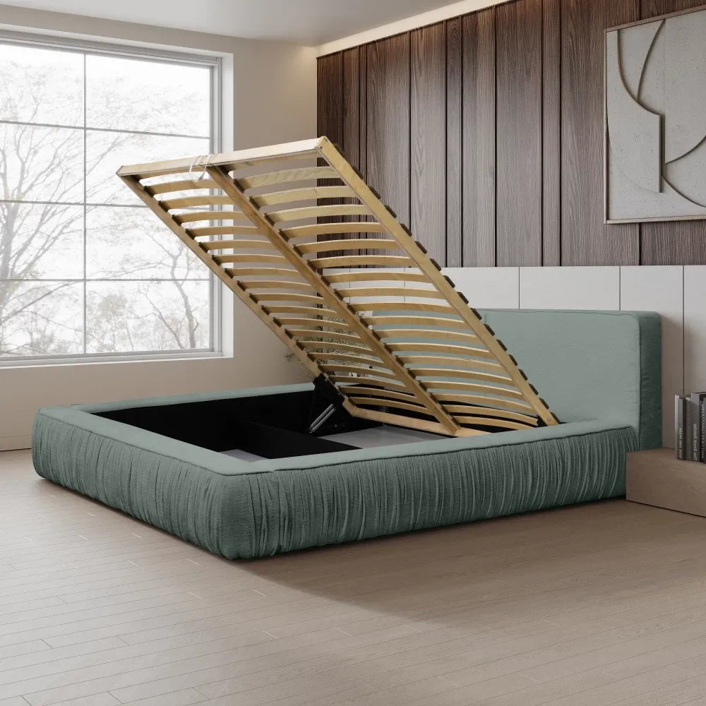 Pat 160x200cm tapitat cu Chenille Albastru deschis Naomi
