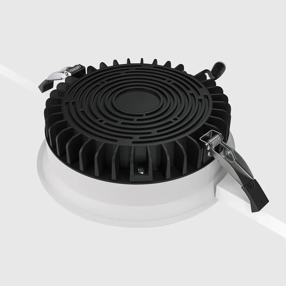 Spot incastrat rotund din Aluminiu Alb H5.5xD15.5cm IP 44 18W 1400lm 4000k Okno