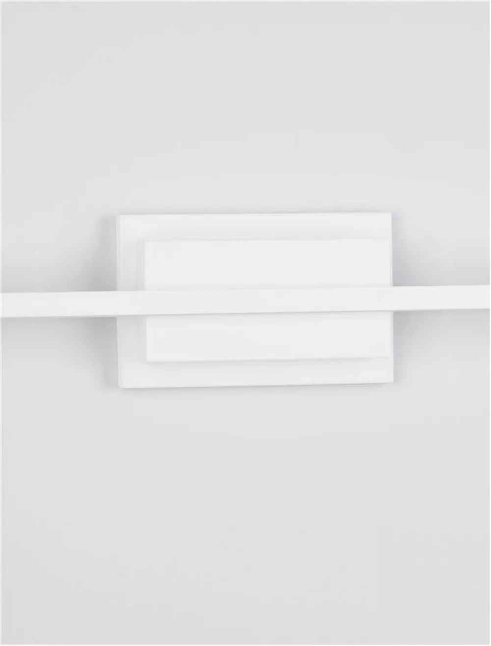 Aplica de perete structura din Aluminiu Alb si abajur din Acrilic  H11.8xL120.5cm IP20 28.5W 1750lm 3000k AZURE