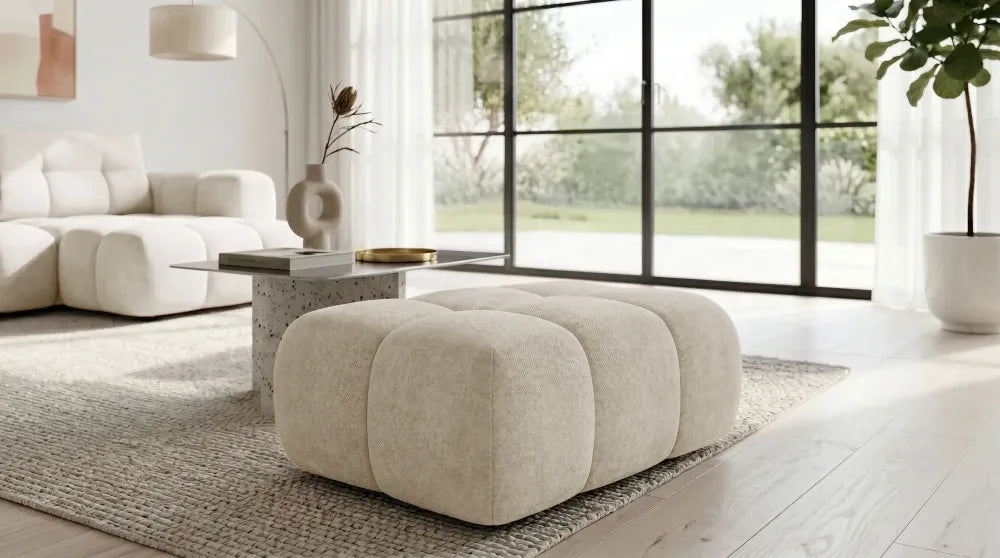 Taburet tapitat cu material pet friendly Alias crem L71x100cm