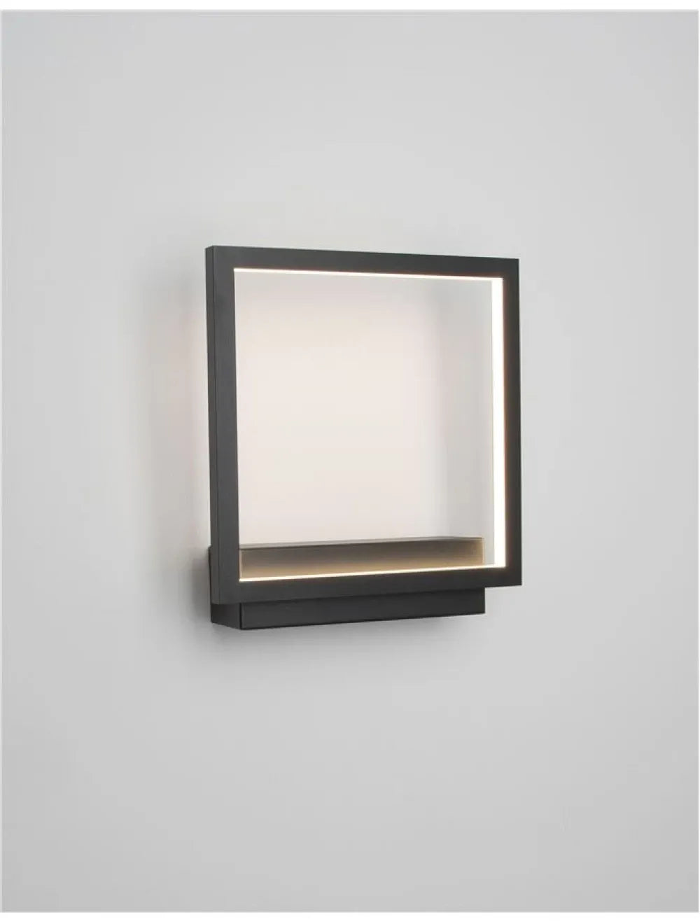 Aplica de perete din Aluminiu Negru H25xL21cm IP20 18W 1080lm 3000k CORNICE