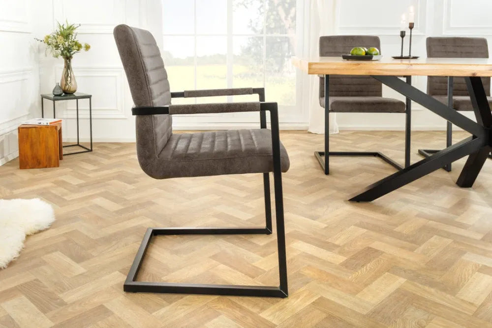 Set 2 scaune tapitat cu Microfibra Gri taupe si picioare din Metal Negru H91xL54xA55cm LOFT