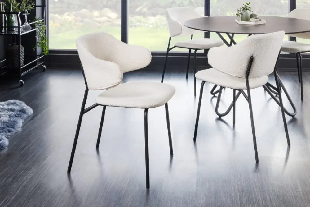 Set 2 scaune tapitate cu Stofa boucle Alb cu picioare din Metal Negru H83xL58xA54cm Tracy