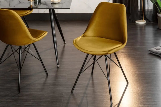 Scaun tapitat cu Catifea Galben cu picioare din Metal Negru H86xL49xA57cm Scandinavia