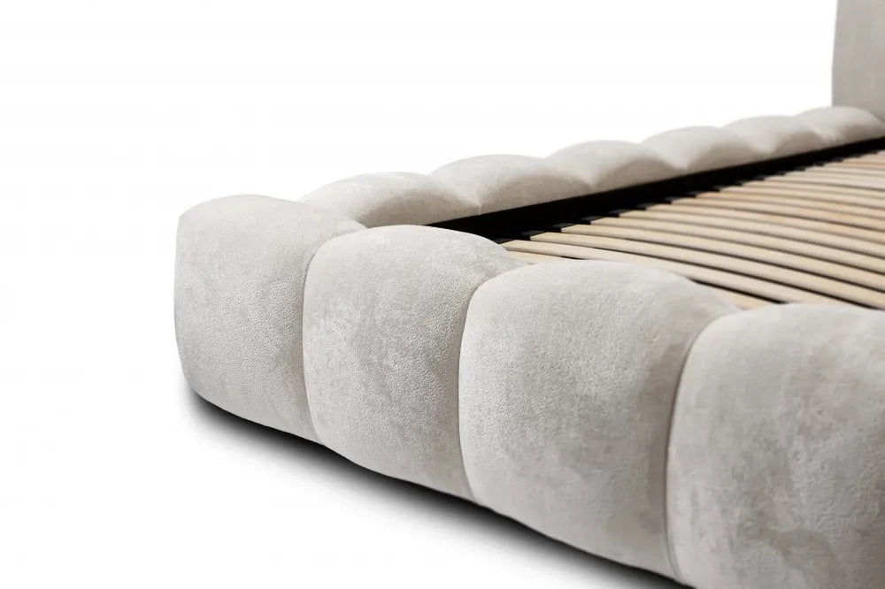 Pat 160x200cm tapitat cu Chenille Crem Dallas