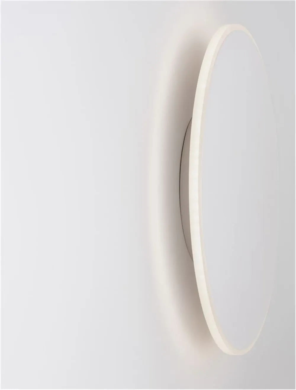 Aplica de perete structura din Aluminiu Alb si abajur din Acrilic  H30xL30cm IP20 20.5W 1450lm 3000k NEVO