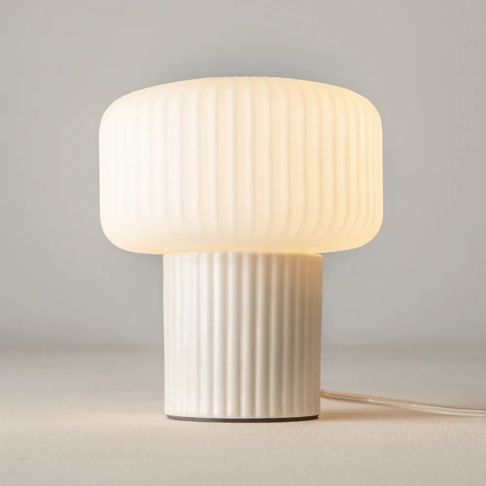 Veioza din Ceramica Bej si Sticla Alb H19xD16cm Omaggio