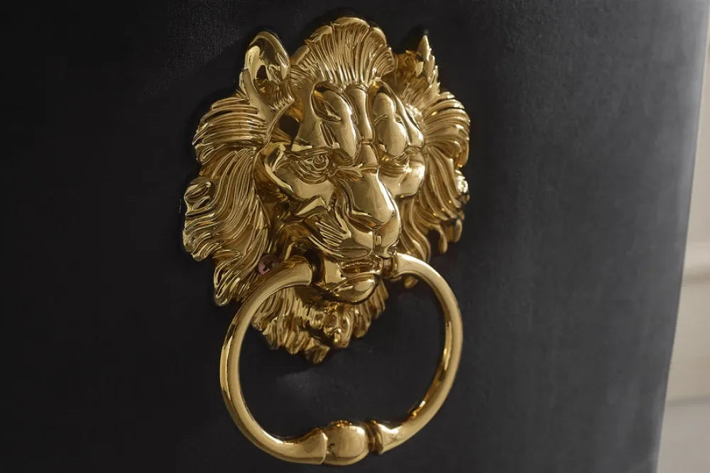Set 2 scaune tapitat cu Catifea Negru si picioare din Metal Auriu H54xL100xA53cm MODERN BAROCK LION