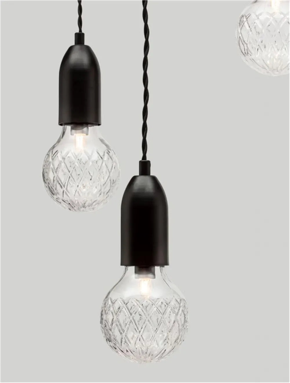 Lustra structura din Metal Negru si abajur din Sticla Transparent H150xL30cm IP20 VEDA