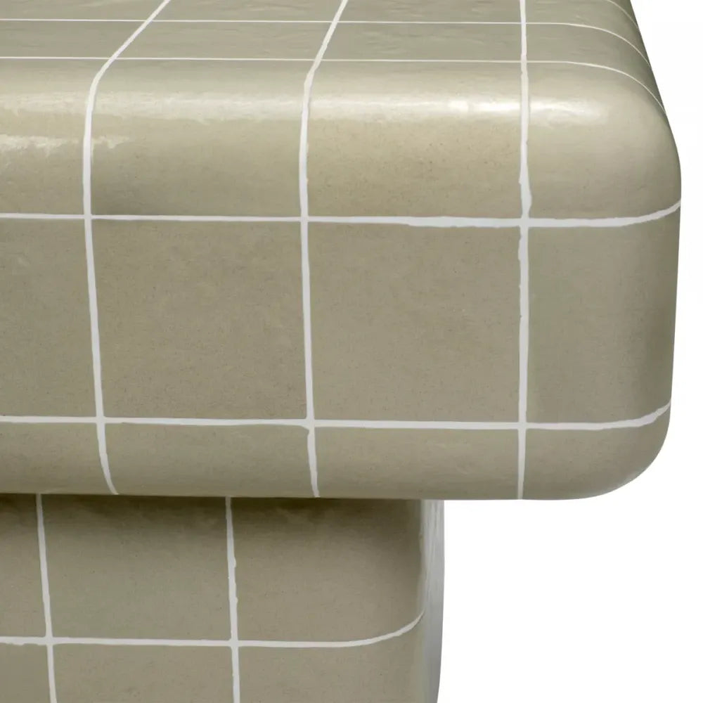 Masuta laterala de exterior din Beton armat cu fibra de sticla Gri H45.5xL60cm Mateo Eichholtz