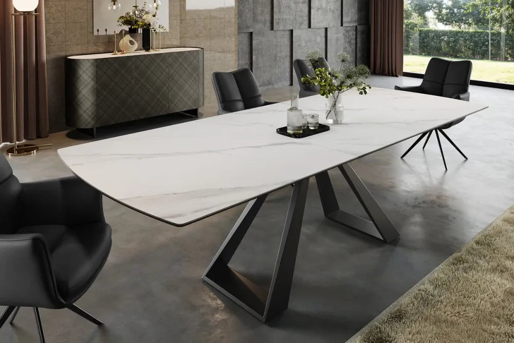 Masa din Sticla securizata/Ceramica Alb cu efect de marmura si Metal Negru L180-230xH77cm Concord