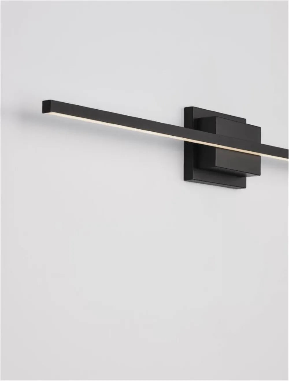 Aplica de perete din Aluminiu Negru H11.8xL90.5cm IP20 21W 1000lm 3000k AZURE