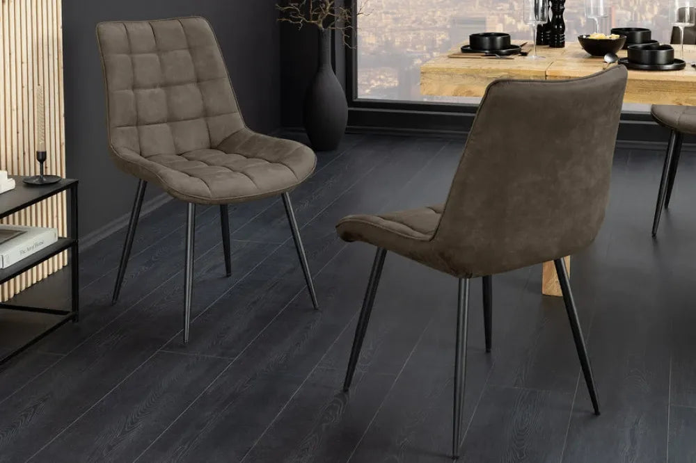Set 4 scaune tapitat cu Microfibra Maro taupe si picioare din Metal Negru H85xL51xA59cm ROADSTAR