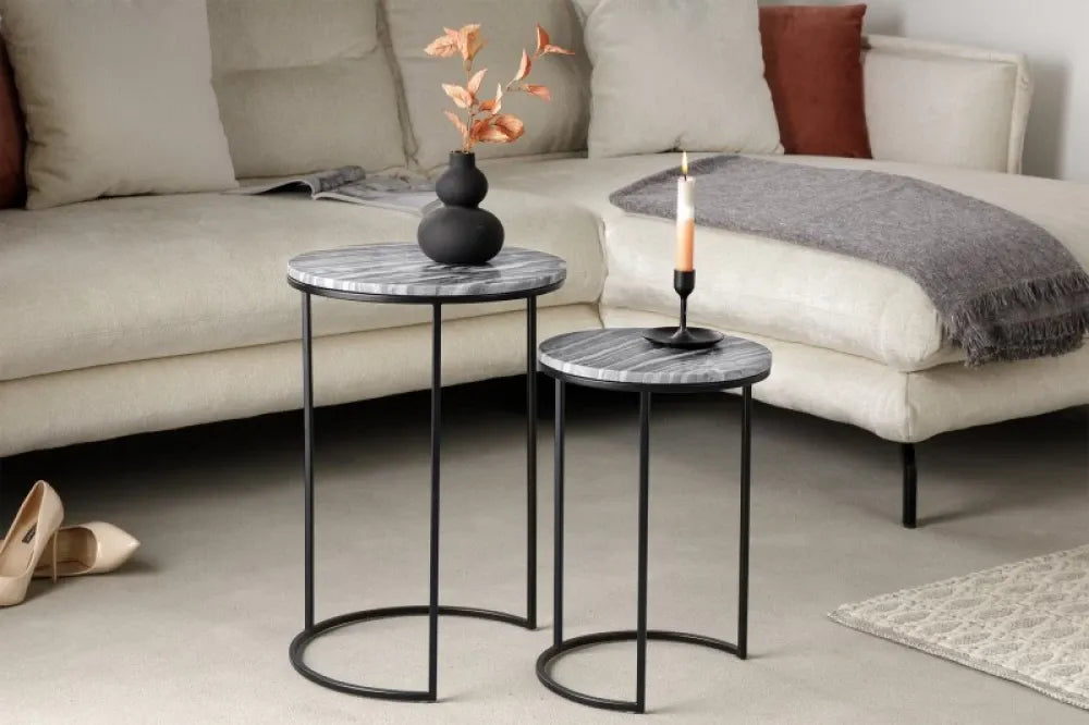 Set 2 masute laterale Rotunde din Marmura Gri si Metal Negru D30/37xH43/53cm Elements