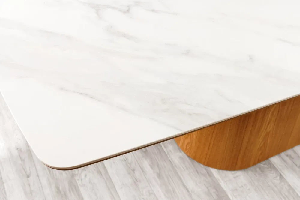 Masa din Ceramica Alb cu efect de marmura si Furnir de stejar Maro L200xH76cm Unique