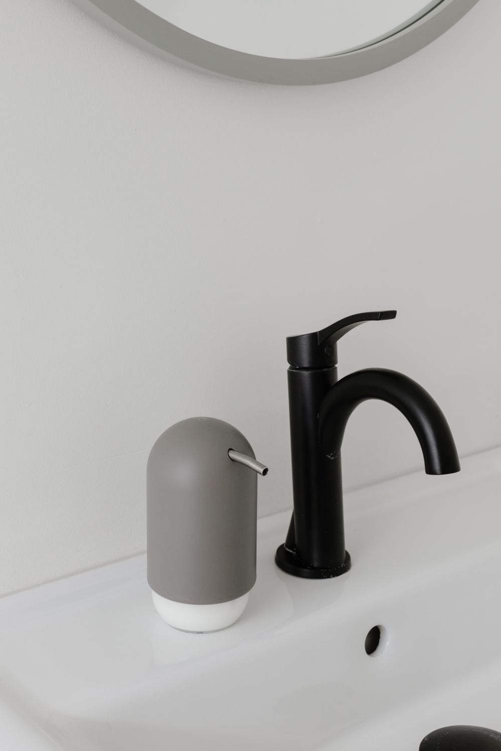 Dozator de sapun din Plastic Gri Touch D7xH14cm