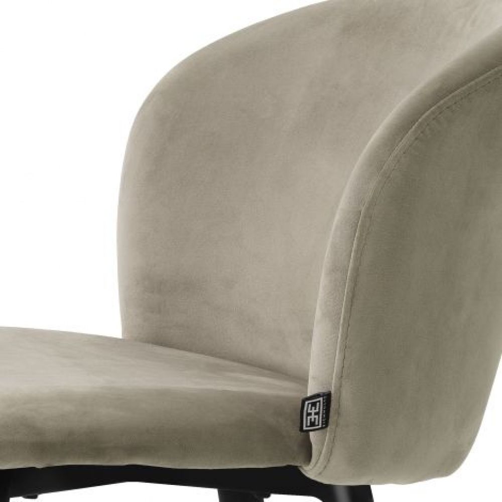 Scaun de bar tapitat cu Catifea Bej cu picioare din Metal Negru/Auriu H102xL51xA54cm Volante