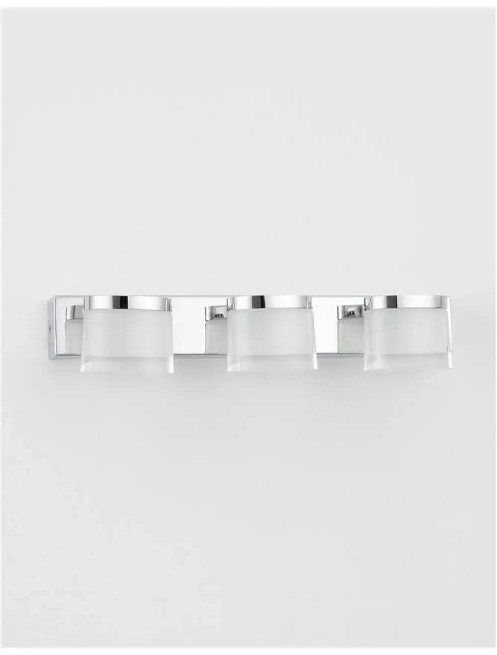 Aplica de perete structura din Aluminiu Argintiu si abajur din Acrilic Alb H7.5xL38cm IP44 15W 1539lm 3000k SABIA