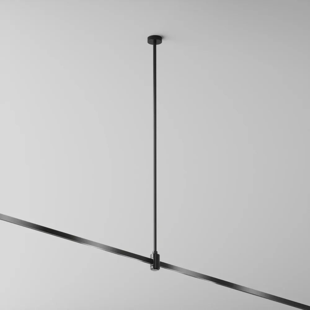 Suport lung de tavan 700 mm Flarity din Aluminiu Negru H74.5xL4.5cm Flarity