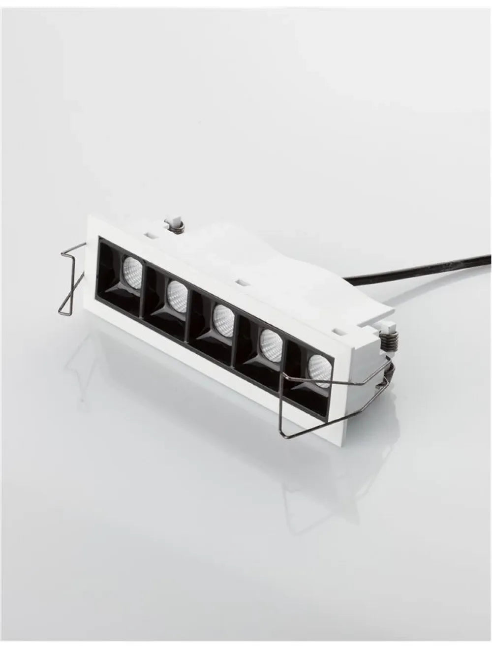 Spot incastrat din Aluminiu Alb/Negru H5.7xL15cm IP32 5*2W 820lm 3000k SWAN