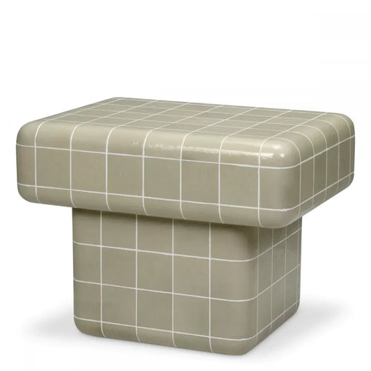 Masuta laterala de exterior din Beton armat cu fibra de sticla Gri H45.5xL60cm Mateo Eichholtz